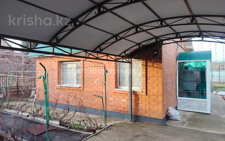 Жеке үй · 2 бөлме · 65.2 м² · 9 жүзд., АЗХС ВОСТОК -8 30, бағасы: 17 млн ₸ в Актобе, мкр Акжар — фото 2