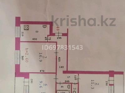 3-комнатная квартира · 63 м² · 4/9 этаж, проспект Молдагуловой 45 за 24 млн ₸ в Актобе
