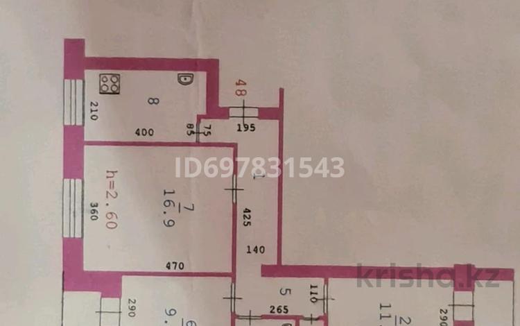 3-комнатная квартира · 63 м² · 4/9 этаж, проспект Молдагуловой 45 за 24 млн ₸ в Актобе — фото 2