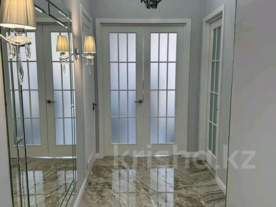 3-комнатная квартира · 95 м², Розыбакиева 320 за 45 000 ₸ в Алматы, Бостандыкский р-н