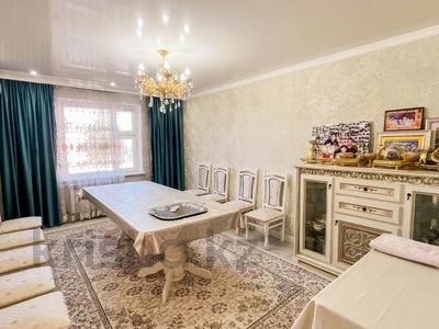 3-бөлмелі пәтер · 70 м² · 4/5 қабат, Гарышкер, бағасы: 30 млн ₸ в Талдыкоргане, мкр Жана Гарышкер