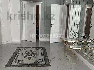 3-комнатная квартира · 105 м² · 1/7 этаж, Сарсенбаева за 55 млн ₸ в Таразе