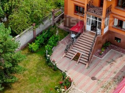 Жеке үй · 5 бөлме · 254.8 м² · 8 жүзд., Серали Лапина 108, бағасы: 235 млн ₸ в Алматы, Наурызбайский р-н
