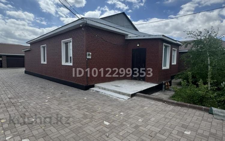 Отдельный дом · 4 комнаты · 272 м² · 10 сот., ул. Екинши 2 за 80 млн ₸ в Акмолинской обл. — фото 4
