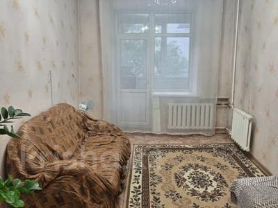 2-комнатная квартира · 52 м² · 2/2 этаж, 352 квартал 16 за 12.9 млн 〒 в Семее