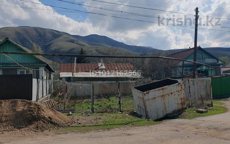 Отдельный дом · 3 комнаты · 60 м² · 7 сот., Садовая 14 — В центре поселка за 10 млн ₸ в Каргалы (п. Фабричный) — фото 2