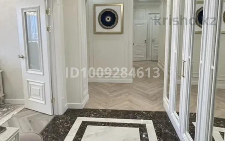 4-бөлмелі пәтер · 145 м² · 5 қабат, Байтерекова 100/4, бағасы: 142 млн ₸ в Шымкенте, Каратауский р-н — фото 2