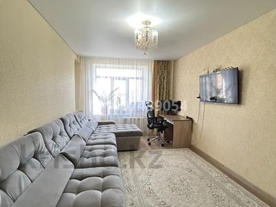 3-комнатная квартира · 78.2 м² · 1/5 этаж, Молдагуловой 17/7 за 31.5 млн 〒 в Усть-Каменогорске, Ульбинский