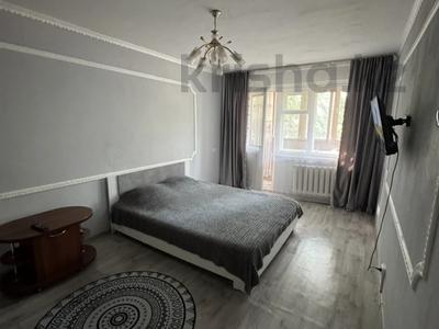 1-комнатная квартира · 31 м² · 2/5 этаж, мкр Юго-Восток, Строителей 15 — Муканова, Язева, Шахтеров за 15 млн ₸ в Караганде, Казыбек би р-н