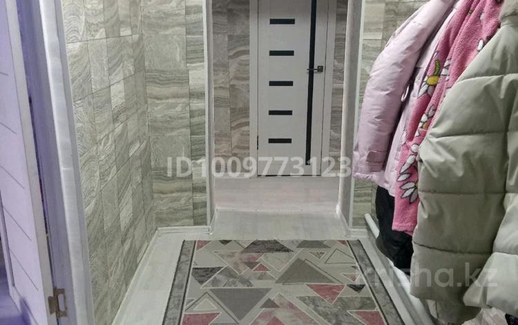 2-комнатная квартира · 55 м² · 2/2 этаж, Кунаева 11 — Продаётся двух комнатная квартира в центре.В Двух этажке на втором эта за 9 млн ₸ в Индер — фото 9