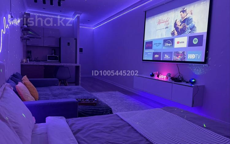 1-комнатная квартира · 40 м² · 12/18 этаж, Навои — Торайгырова за 25 000 ₸ в Алматы, Бостандыкский р-н — фото 11
