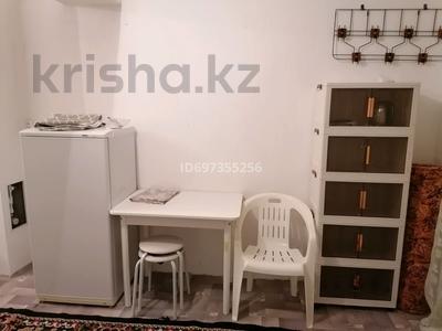 1-комнатная квартира · 19 м² · 1/5 этаж, мкр Шанхай 197 — Пересечение улиц Рыскулова _Вавилова, дом находится в центре, БСМП за 6 млн 〒 в Актобе