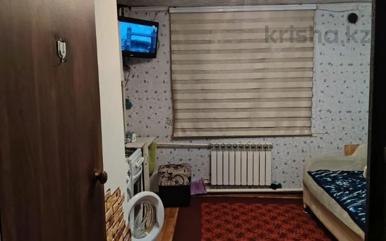 1-бөлмелі пәтер · 14.3 м² · 1/3 қабат, Суюнбая 667Б, бағасы: 7.5 млн ₸ в Алматы, Турксибский р-н — фото 2