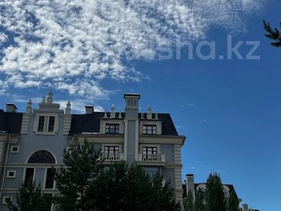 7-комнатная квартира · 425 м² · 4/5 этаж, Кыз жибек 41 за 370 млн ₸ в Астане, Нура р-н