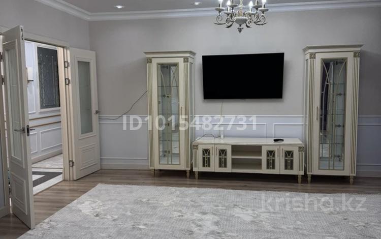 3-комнатная квартира · 100 м² · 5/12 этаж, Абиша Кекилбайулы 97а за 500 000 ₸ в Алматы, Бостандыкский р-н — фото 2