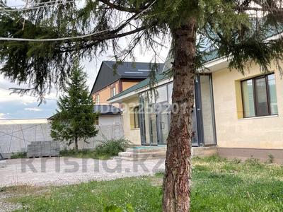 Отдельный дом · 4 комнаты · 240 м² · 10 сот., Хасанова 117 — Ниже Ресторан Амир Али за 59.9 млн ₸ в Кызылкайрат