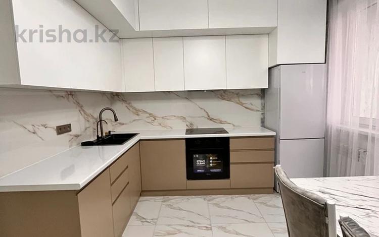 3-бөлмелі пәтер · 80 м² · 4/12 қабат · ай сайын, Калкаман 4Б, бағасы: 380 000 〒 в Алматы, Ауэзовский р-н — фото 2