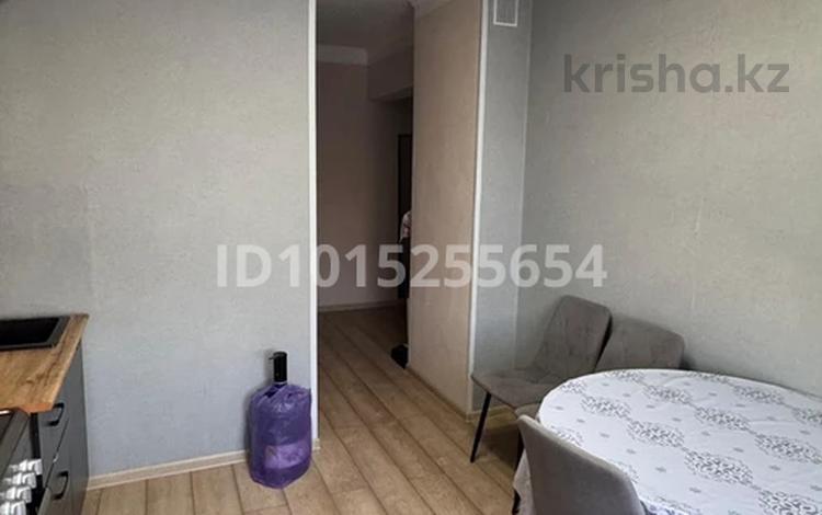 1-бөлмелі пәтер · 41.2 м² · 4/5 қабат, Юго-Восток ш/а. 80, бағасы: 20 млн ₸ в Караганде, Казыбек би р-н — фото 2