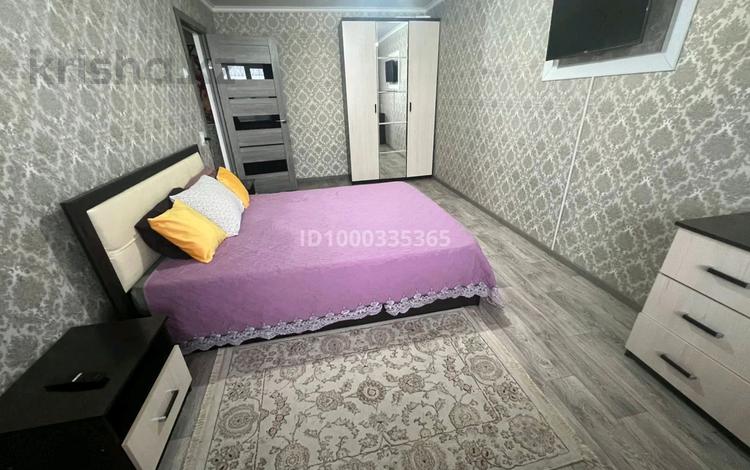 1-бөлмелі пәтер · 40 м² · 2/10 қабат, мкр 11, бағасы: 10 000 ₸ в Актобе — фото 2