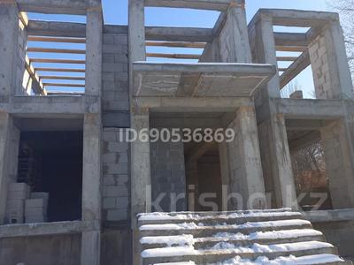 Отдельный дом • 6 комнат • 250 м² • 6 сот., Таусамалы 78 за 48 млн 〒 в Кыргауылдах