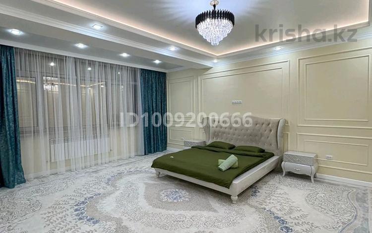 1-комнатная квартира · 68 м² · 8/16 этаж, 17-й мкр 23 — ЖК Флоренция возле Цон за 13 000 〒 в Актау — фото 2