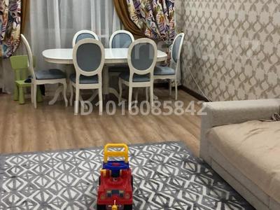 3-бөлмелі пәтер · 90 м² · 10/10 қабат, Нұрсая ш/а., Таумуш Жумагалиев 15, бағасы: 33 млн ₸ в Атырау, мкр Нурсая
