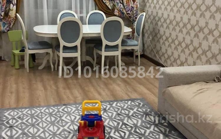 3-бөлмелі пәтер · 90 м² · 10/10 қабат, Нұрсая ш/а., Таумуш Жумагалиев 15, бағасы: 33 млн ₸ в Атырау, мкр Нурсая — фото 2
