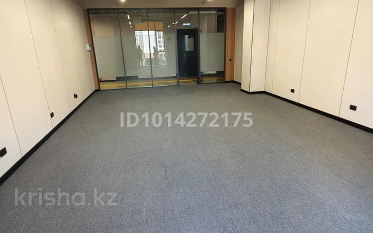 Офисы · 53 м² за 430 000 ₸ в Астане, Нура р-н — фото 2