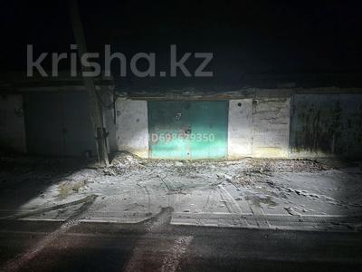 Гаражи и паркинги в Актюбинской обл.: Гараж · 18 м² · мкр Шанхай, Маресьева 52к1 — Балкытушылар за 1.5 млн 〒 Гараж · 18 м² · мкр Шанхай, Маресьева 52к1 — Балкытушылар за 1.5 млн 〒 в Актобе
