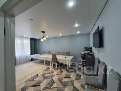 2-бөлмелі пәтер · 75 м² · 1/9 қабат, Самал 70, бағасы: 36.5 млн ₸ в Уральске