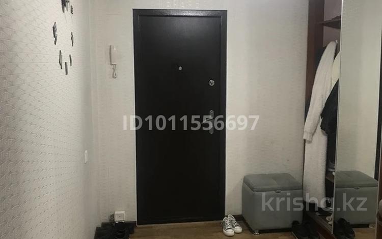 3-комнатная квартира · 70 м² · 2/5 этаж, мкр 11, мкр 11 шайкенова 12 за 28 млн ₸ в Актобе — фото 2