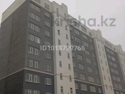 3-бөлмелі пәтер · 80.8 м² · 5/9 қабат, Айгүл ш/а, Астана — Гипермаркет Дина, бағасы: 21.1 млн ₸ в Уральске, мкр Айгуль