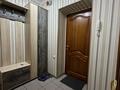 1-бөлмелі пәтер, 35 м², 5/10 қабат сағатына, Жамакаева 77 — Район Рынка, ЦГБ, дом медиков, бағасы: 1 500 〒 в Семее — фото 3