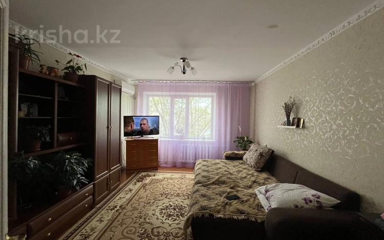 3-комнатная квартира, 64.6 м², 5/10 этаж, Камзина 352 за 22 млн 〒 в Павлодаре — фото 2
