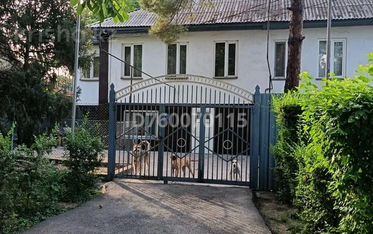 Отдельный дом · 12 комнат · 166 м² · 12.3 сот., мкр Кемел (Первомайское), Арлан 117 за 80 млн ₸ в Алматы, Жетысуский р-н — фото 15