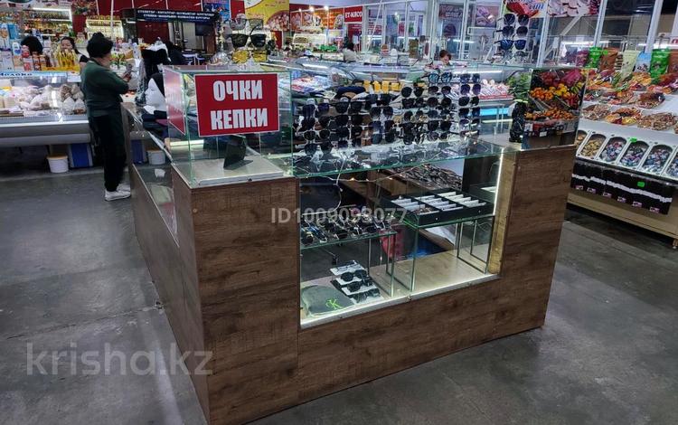 Торговый островок без товара, бизнес точка · 12 м² за 200 000 ₸ в Усть-Каменогорске — фото 2