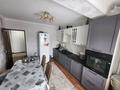 2-бөлмелі пәтер · 60 м² · 6/9 қабат, Кызылжарская 21, бағасы: 27.5 млн ₸ в Уральске — фото 2