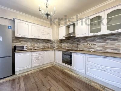 2-комнатная квартира · 52 м² · 11/16 этаж, мкр Коктем-3, Мусрепова 22 — Сатпаева за 54.5 млн 〒 в Алматы, Бостандыкский р-н