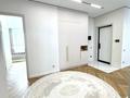 3-комнатная квартира · 106 м² · 4/12 этаж, Кайым Мухамедханова 6б — Хан Шатыр за 95 млн ₸ в Астане, Нура р-н — фото 21