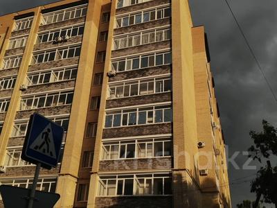 3-комнатная квартира · 102 м² · 2/9 этаж, Оракбаева 1в за 48 млн ₸ в Уральске