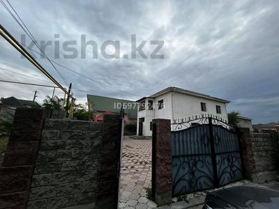 Аренда домов или дач в Алматинской обл.: Отдельный дом · 5 комнат · 240 м², Шымбулак 2 — Мкр южный за 500 000 〒 Отдельный дом · 5 комнат · 240 м², Шымбулак 2 — Мкр южный за 500 000 〒 в Каскелене