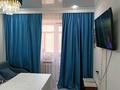 3-комнатная квартира · 53 м² · 5/5 этаж, Майкудук, Майкудук, 15й микрорайон 6 — 61 школа за 10 млн ₸ в Караганде, Алихана Бокейханова р-н