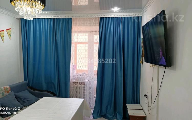 3-комнатная квартира · 53 м² · 5/5 этаж, Майкудук, Майкудук, 15й микрорайон 6 — 61 школа за 10 млн ₸ в Караганде, Алихана Бокейханова р-н — фото 2
