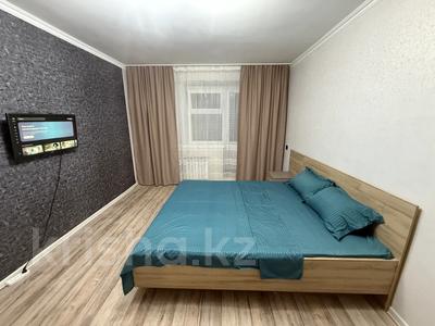 1-бөлмелі пәтер · 38 м² · 3/10 қабат, мкр 11 — ТЦ Керуен, Аквапарк, Актобе Ажары, бағасы: 10 000 ₸