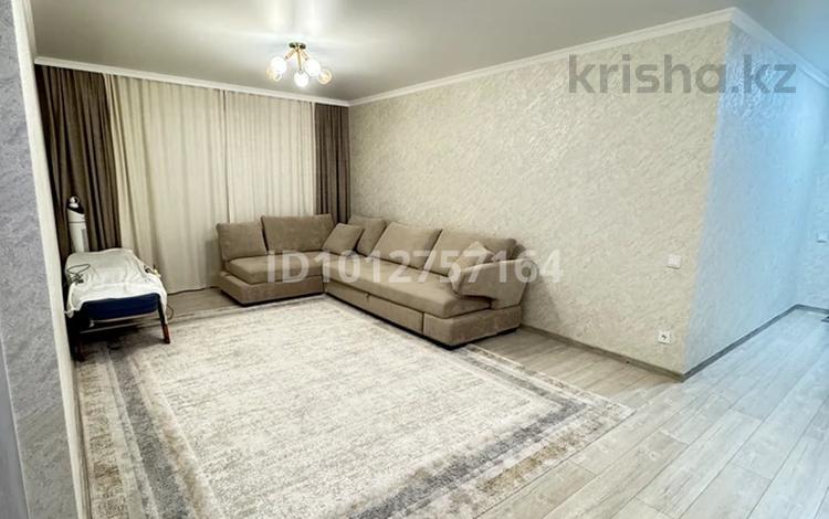 3-бөлмелі пәтер · 88.7 м² · 3/5 қабат, Акадeмическая 9/10, бағасы: 36 млн ₸ в Караганде, Казыбек би р-н — фото 2