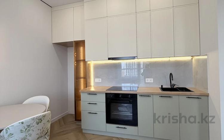 2-комнатная квартира · 38.8 м² · 14/18 этаж, ул. Е-36 13 за 31 млн ₸ в Астане, Нура р-н — фото 2