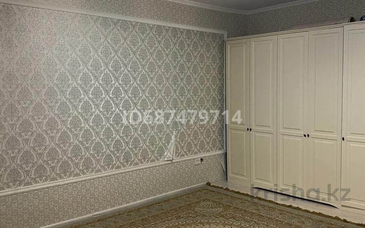 1-комнатная квартира · 52 м² · 4/9 этаж, 17-й мкр 86 за 150 000 ₸ в Актау — фото 2