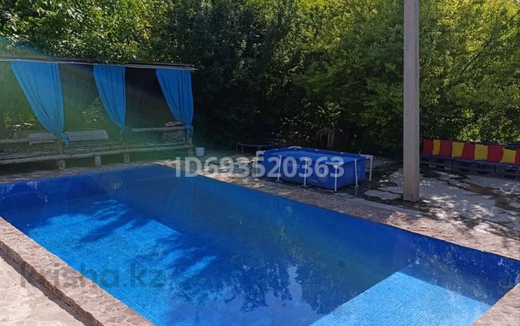 Дача · 2 комнаты · 100 м², мкр Бозарык Алма 370 за 50 000 ₸ в Шымкенте, Абайский р-н — фото 11