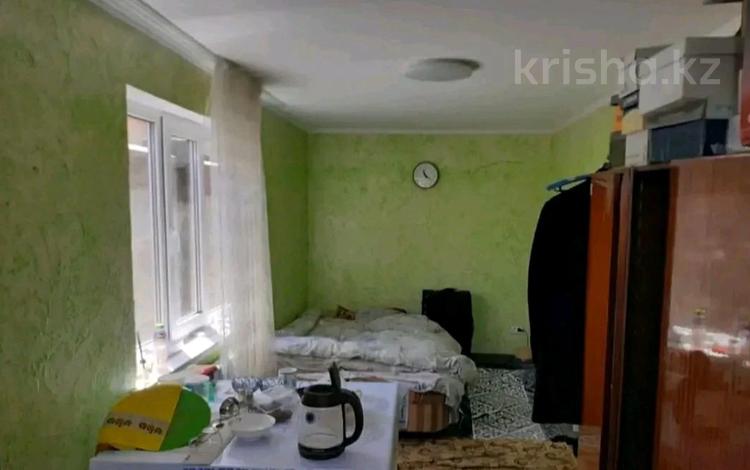1-комнатная квартира · 14 м² · 1/1 этаж, Абая 19 за 50 000 ₸ в Абай — фото 2
