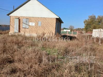 Отдельный дом · 4 комнаты · 110 м² · 7 сот., Жанадаур, Сапар Болыспаев 3д — В доль трассы, возле мечети за 16.5 млн ₸ в Алатау